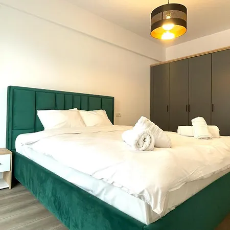 Aventura Loft Апартаменти *