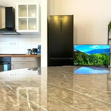 Апартаменти Aventura Loft *